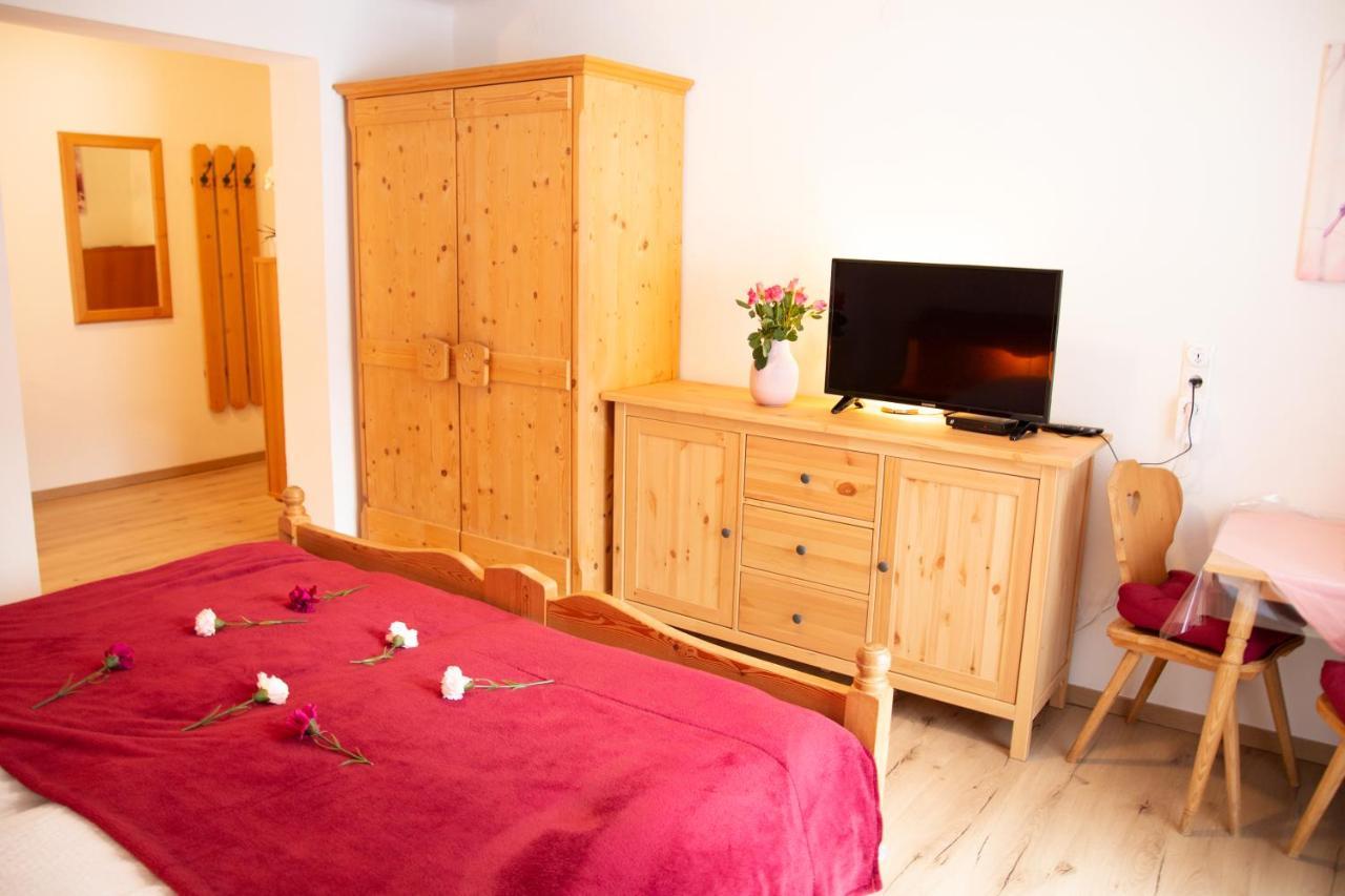 Apartments Marie B ฮัลล์สตัทท์ ภายนอก รูปภาพ